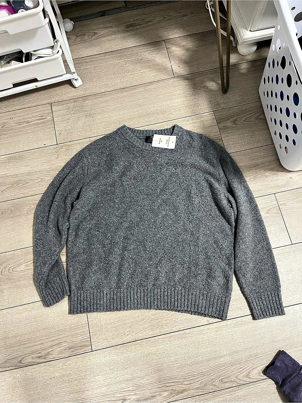 H&M Relaxed Fit Sweater Gray Size Large